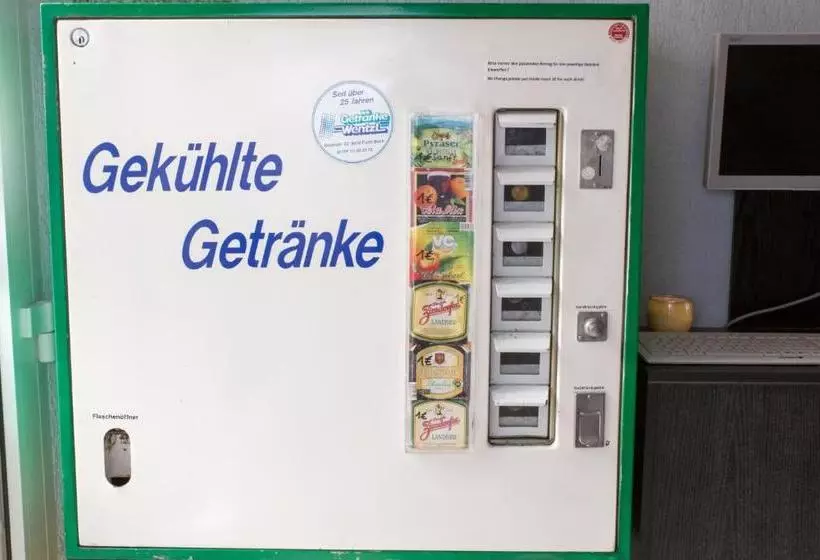 Отель Pension Central Nuernberg Fuerth