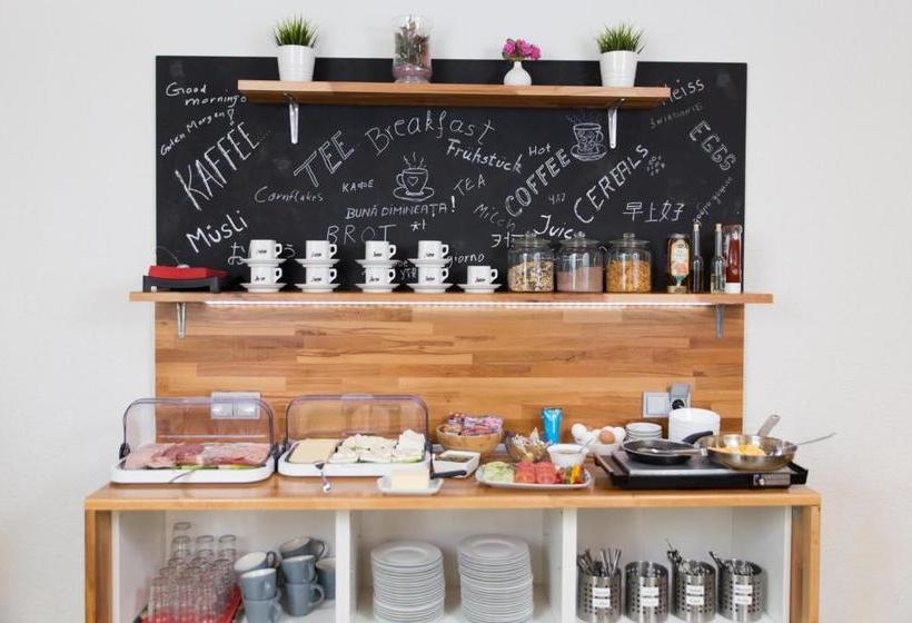 호텔 Pension Central Nuernberg Fuerth