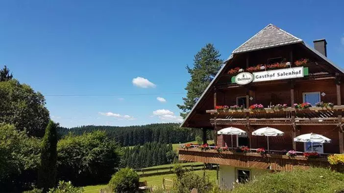 ホテル Schwarzwaldgasthaus Salenhof