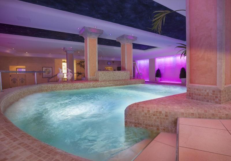 호텔 Schweizer Hof Thermal Und Vital Resort