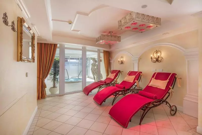 Hotel Schweizer Hof Thermal Und Vital Resort