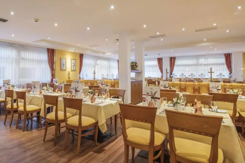 Hotel Schweizer Hof Thermal Und Vital Resort