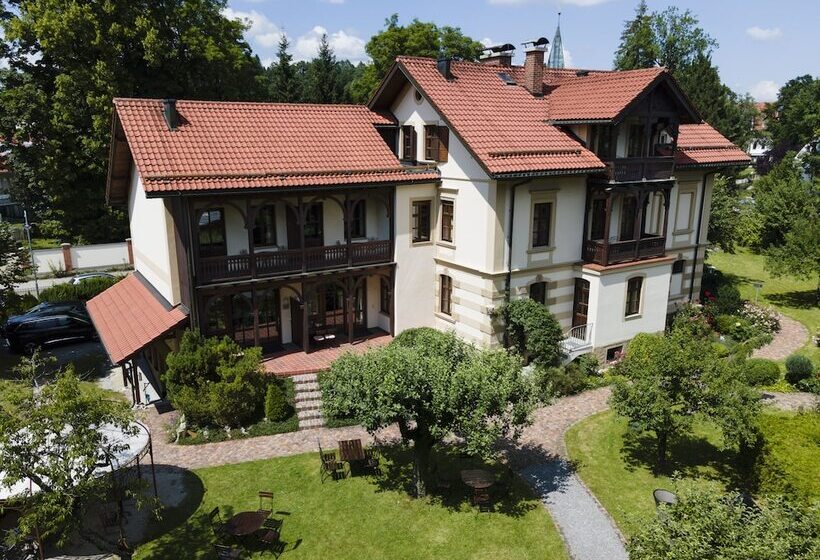 Отель Villa Fantasia Budget Boutique