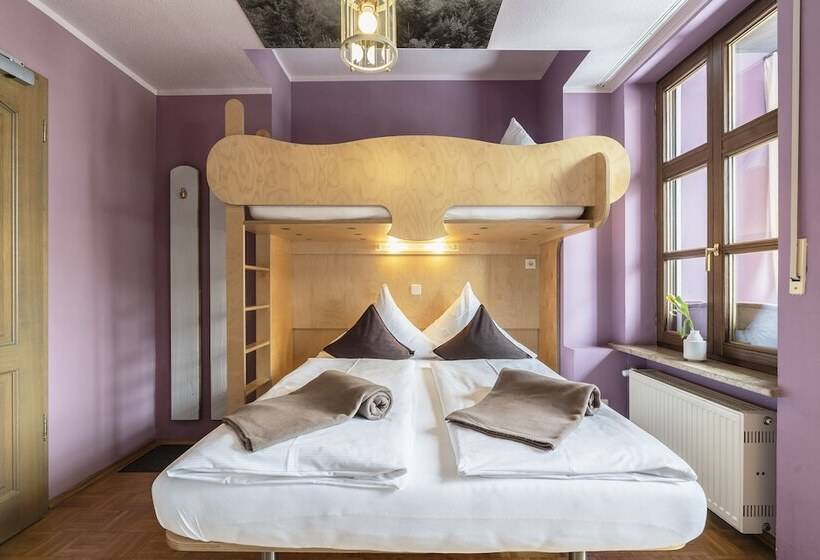 Отель Villa Fantasia Budget Boutique