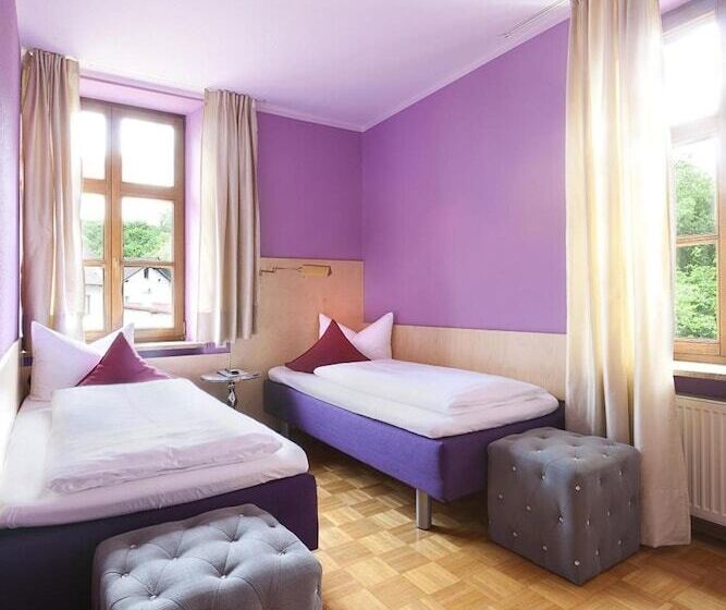 Отель Villa Fantasia Budget Boutique