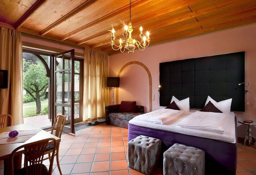 Отель Villa Fantasia Budget Boutique