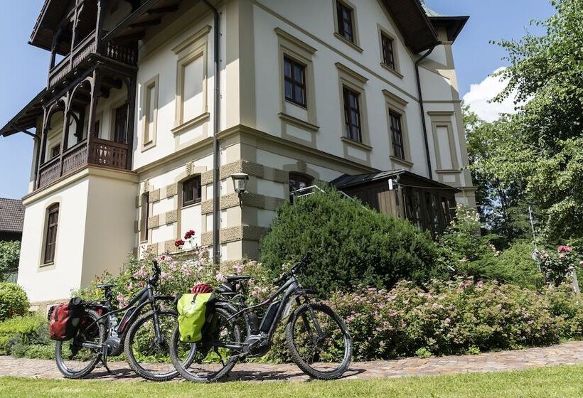 Отель Villa Fantasia Budget Boutique