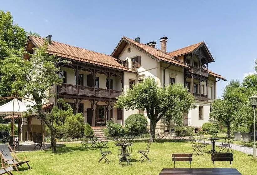 Отель Villa Fantasia Budget Boutique