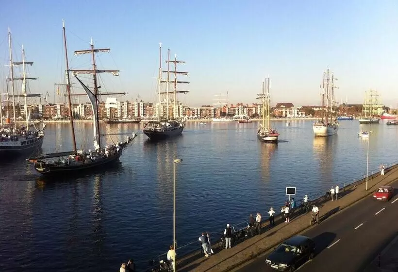 Beans Parc Hotel Jade