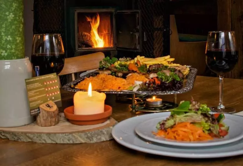 Gasthaus & Hotel Drei Lilien