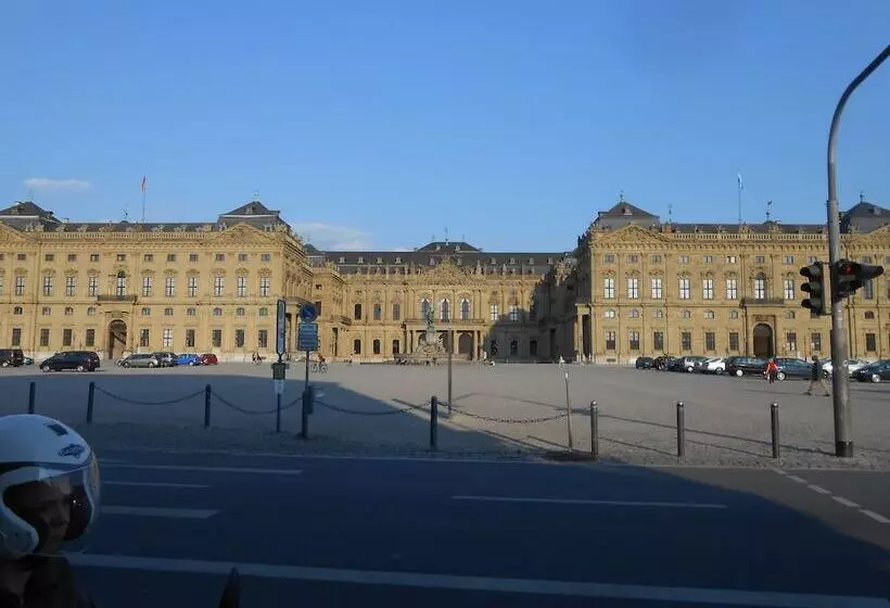 Gasthaus & Hotel Drei Lilien