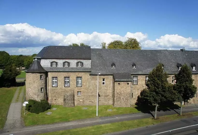 فندق Am Schloss Broich