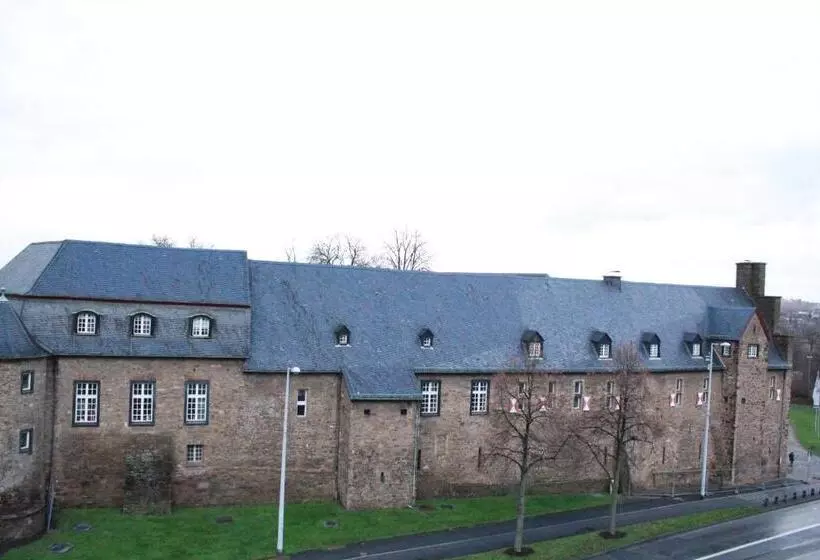 فندق Am Schloss Broich