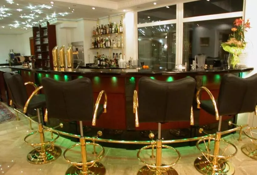 Отель Angerhof Kur Und Thermen