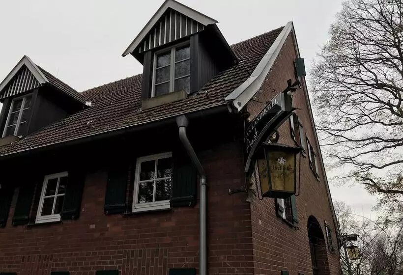 Отель Aust Das Land