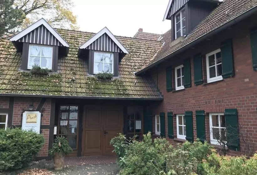 Отель Aust Das Land