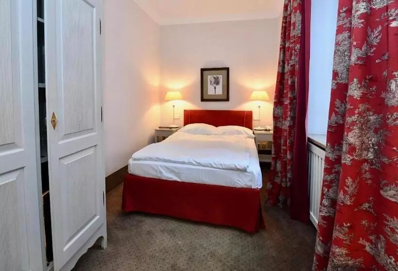 هتل Bischofshof Am Dom