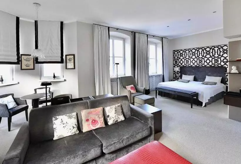 هتل Bischofshof Am Dom