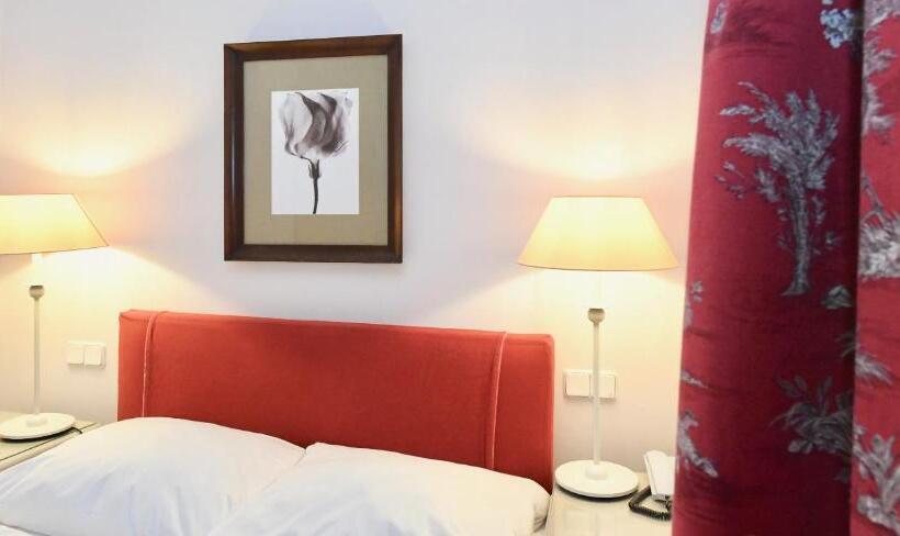 هتل Bischofshof Am Dom