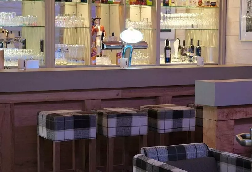 ホテル Brunnenhof International