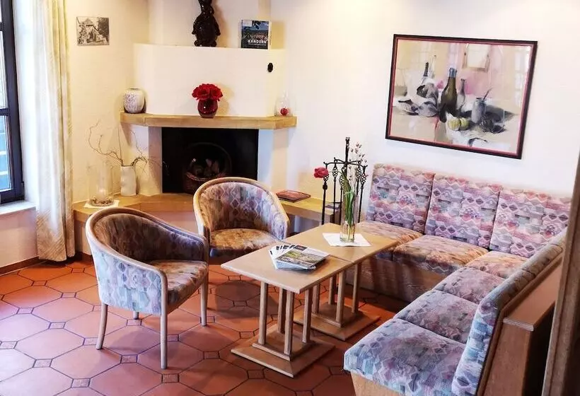 호텔 Garni Zur Weserei