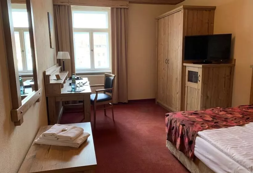 בית מלון כפרי Goldner Löwe