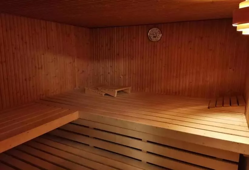 Отель Haus Am See