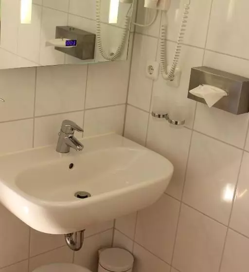 Отель Haus Kirsch