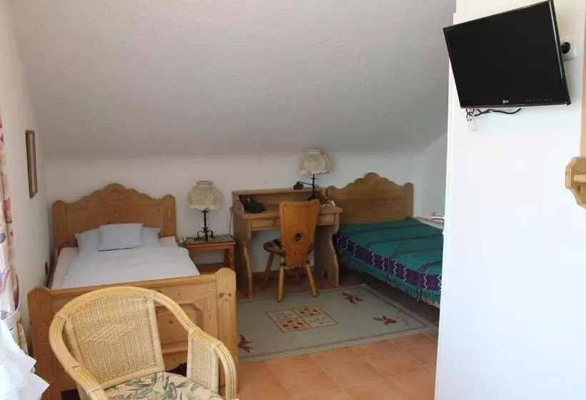 Отель Haus Kirsch