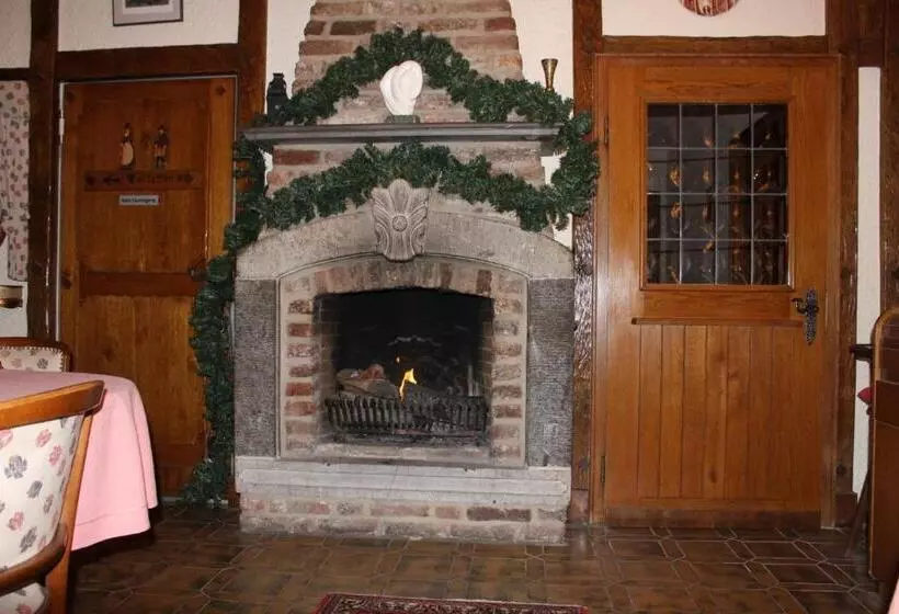 Отель Haus Kirsch