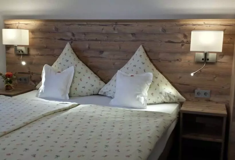 فندق Haus Nussbaum