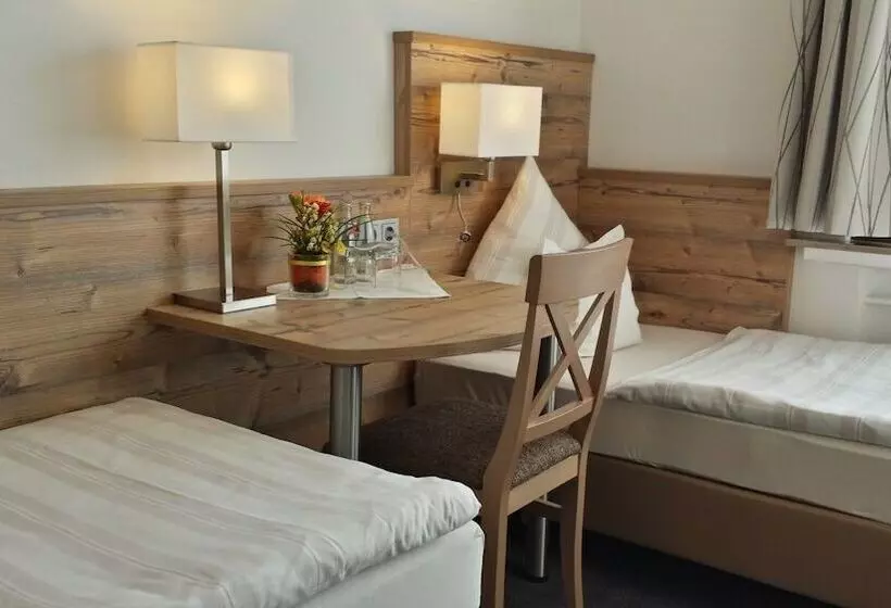 فندق Haus Nussbaum