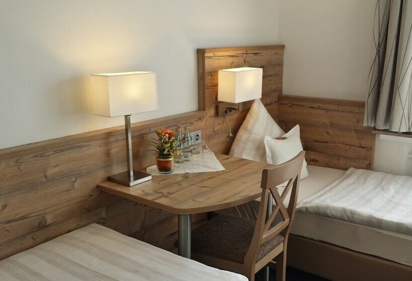 호텔 Haus Nussbaum