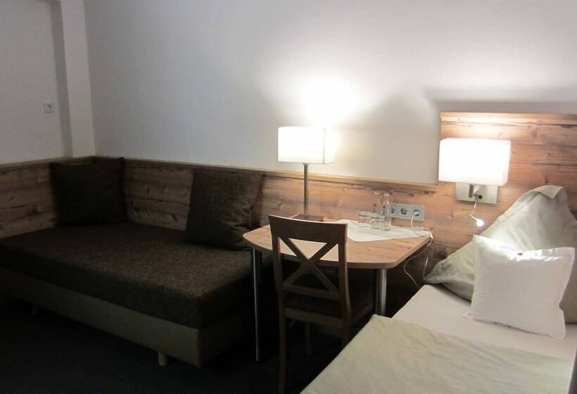 호텔 Haus Nussbaum