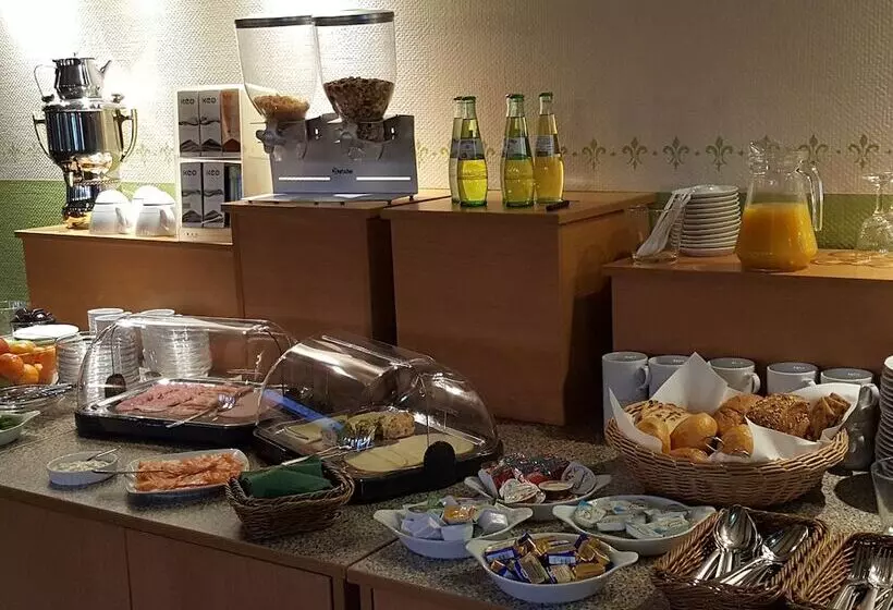 Landhotel Linden Am Venekotensee