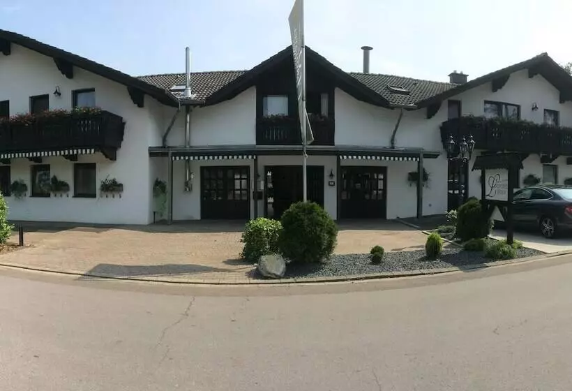 Landhotel Linden Am Venekotensee
