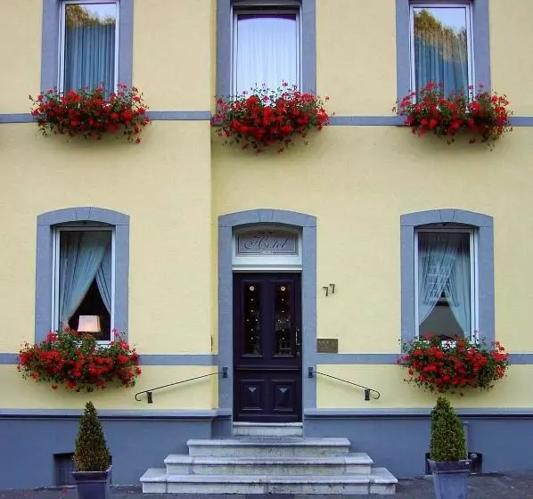Hotelli Lindenhof