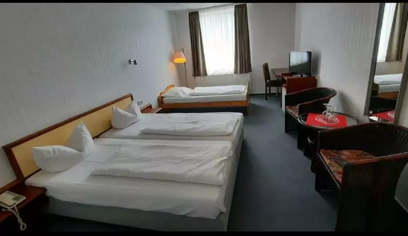 Отель Mansfelder Hof