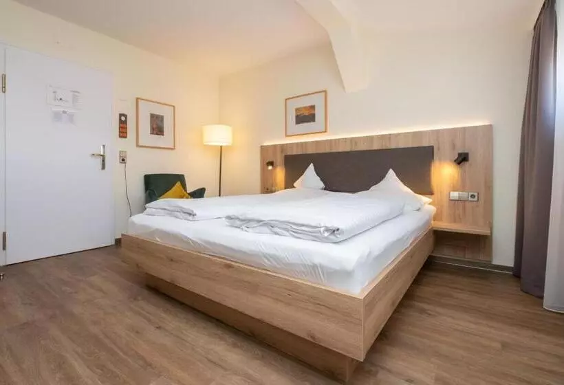 هتل Niedersachsischer Hof