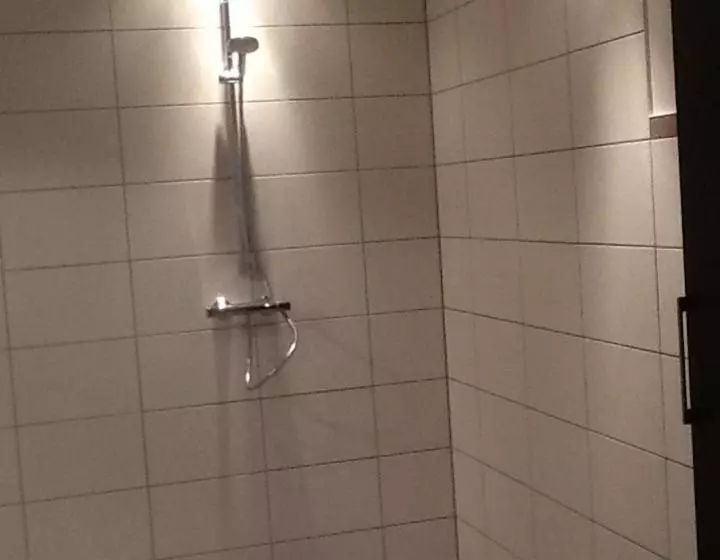 酒店 Pension Zum Paradies