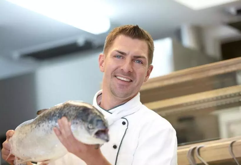 酒店 Restaurant Lüdenbach