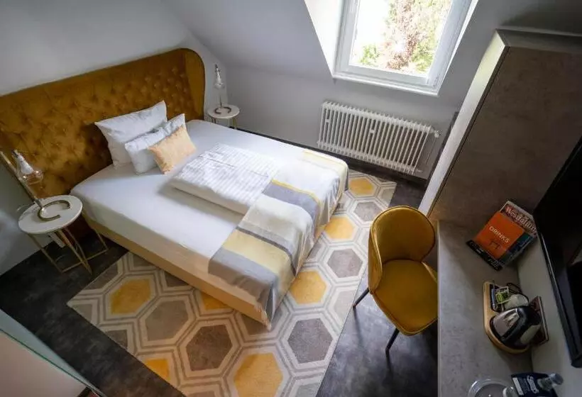 酒店 Stadt Lüdenscheid