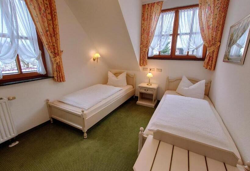 Hotelli Und Berggasthof Zum Sonnenhof