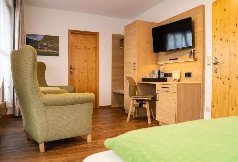 호텔 Und Berggasthof Zum Sonnenhof