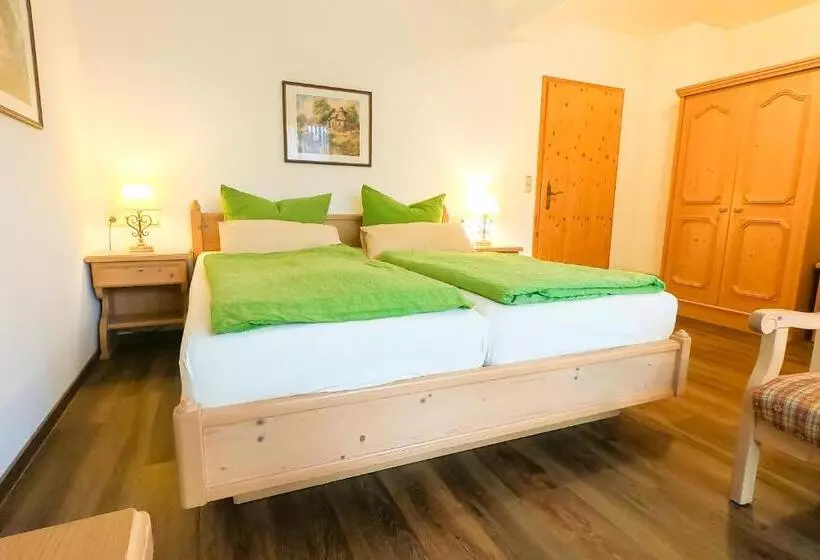 호텔 Und Berggasthof Zum Sonnenhof