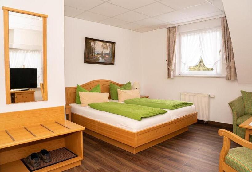 Hotelli Und Berggasthof Zum Sonnenhof