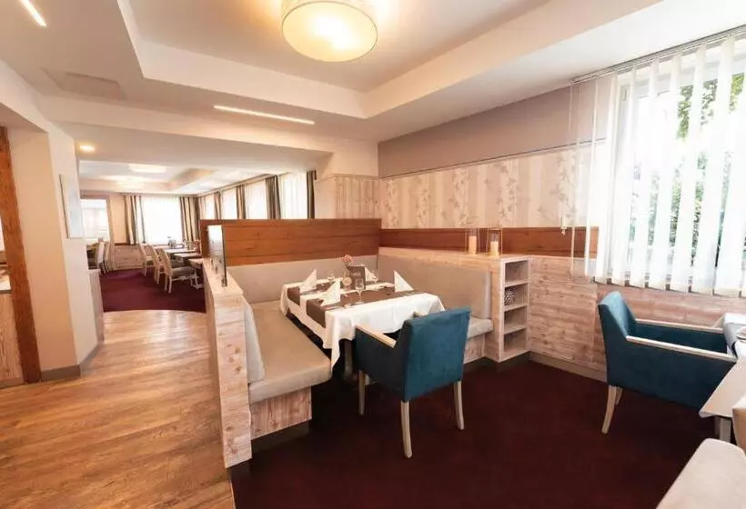 Kur Und Wellnesshotel Förch