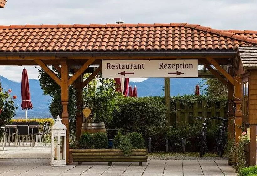 ペンション Berg Hotel Weingarten Garni