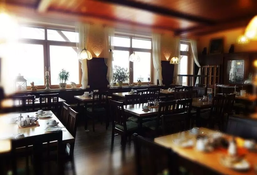 ペンション Berg Hotel Weingarten Garni