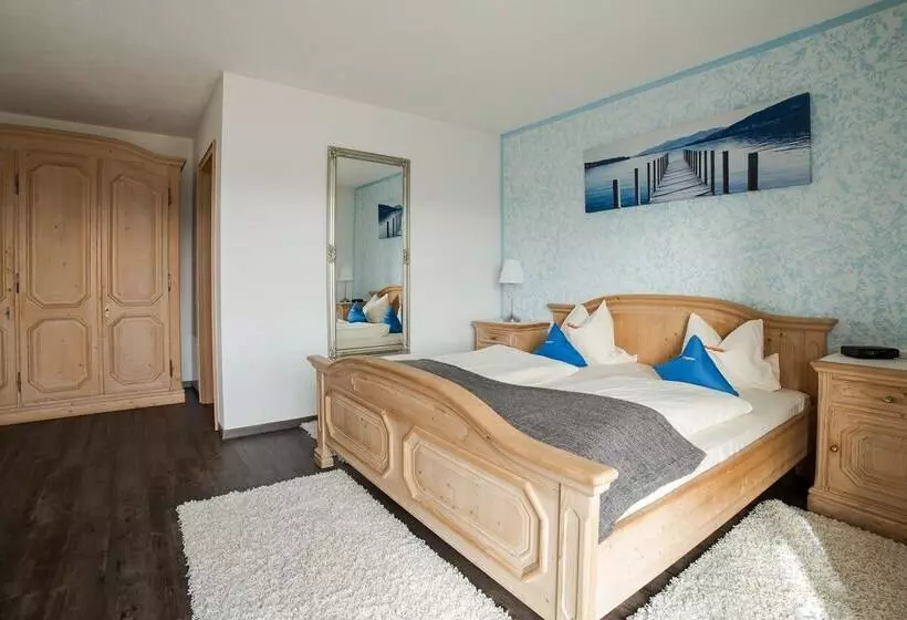 ペンション Berg Hotel Weingarten Garni